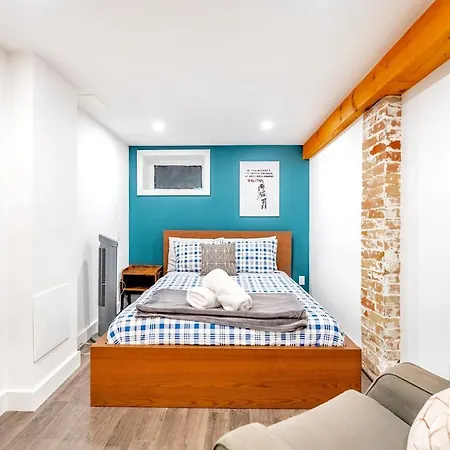 Spacious 1Br Suite Just Minutes From High Park